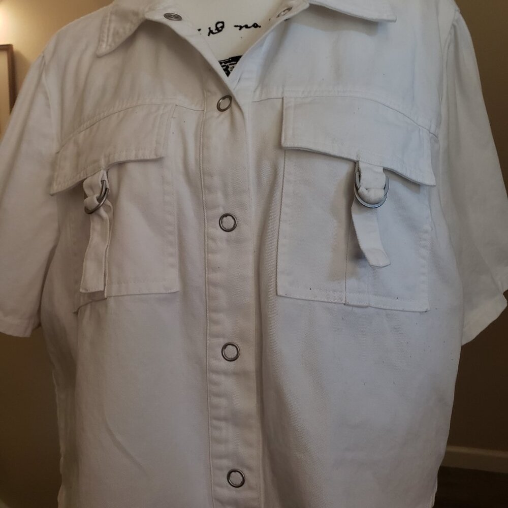 Industry (Nordstrom Rack) S/S White Crop Jacket with Snaps, XL